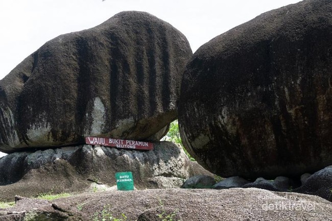 Batu-batu Raksasa dari Belitung