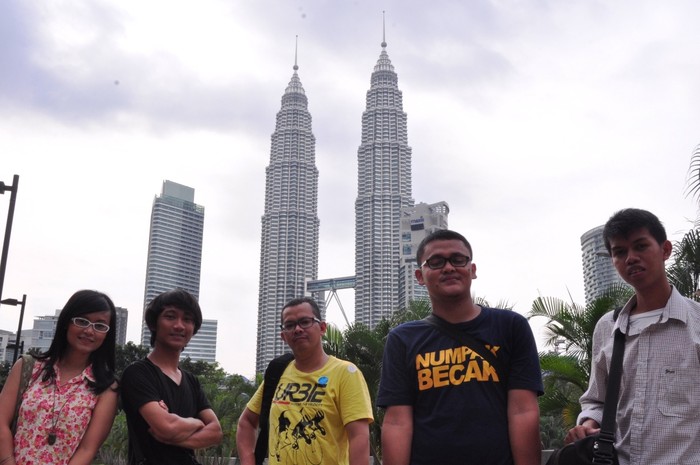 Begini Nih Asyiknya Keliling Kuala Lumpur