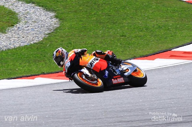 Begini Serunya Nonton MotoGP di Sirkuit Sepang