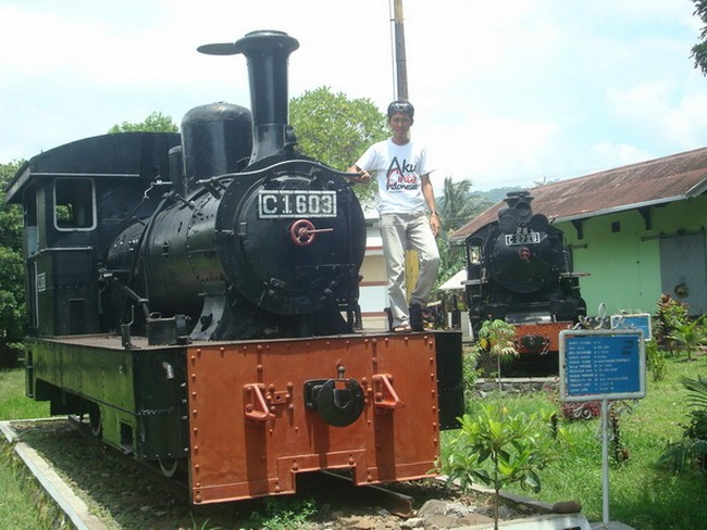 Belajar Sejarah Kereta Api  di Museum Kereta Api Ambarawa