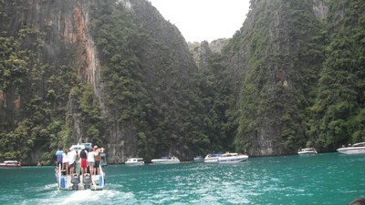 Belum ke Phuket Kalau Tak Mampir ke 5 Tempat Ini