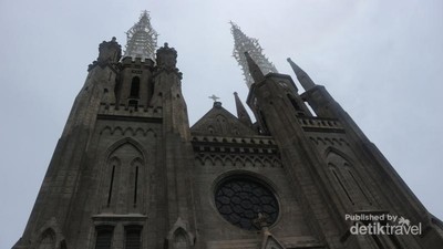 Benda-benda Bersejarah di Gereja Katedral Jakarta