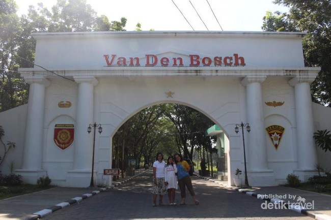 Benteng di Ngawi yang Bersejarah dan Asyik Buat Foto-foto