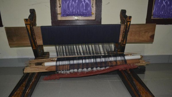 Berburu Kain Cual di Bangka Belitung