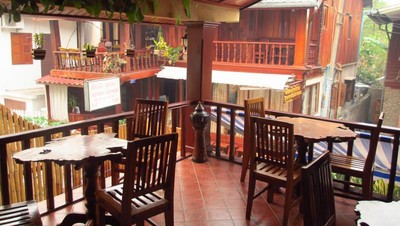 Berkeliling Kota Warisan Dunia UNESCO di Laos