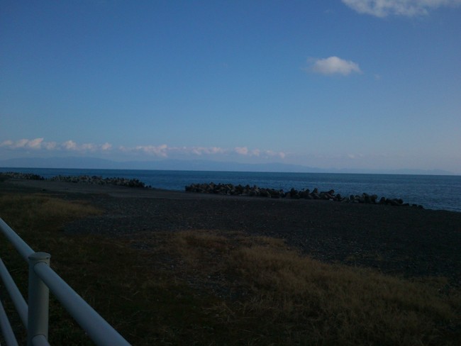 Bersepeda Mengelilingi Pantai Suruga, Jepang