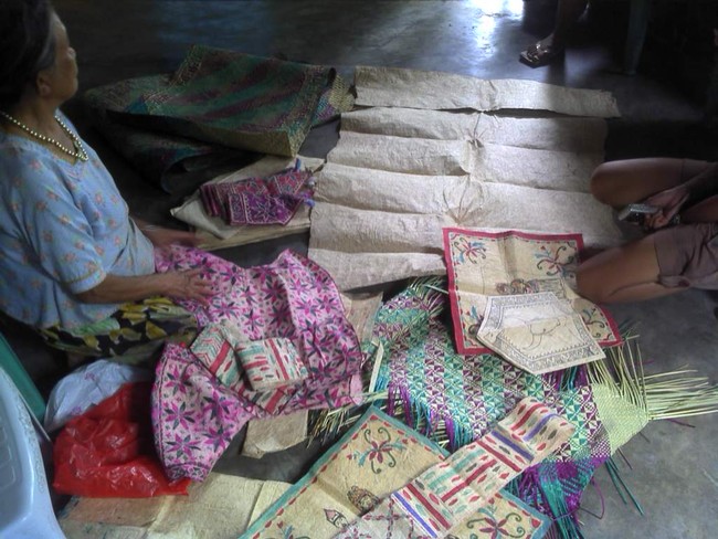 Buah Tangan dari Bumi Tadulako