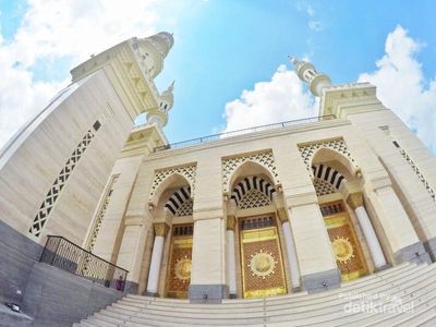 Bukan di Nabawi, Tapi Ini Masjid Suciati
