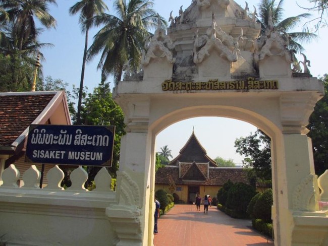 Bukan Thailand, Ribuan Patung Buddha Mungil Ada di Sini