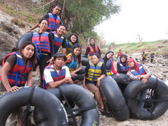 Byur! Menjajal Serunya Rafting di Sungai Oya, Yogya