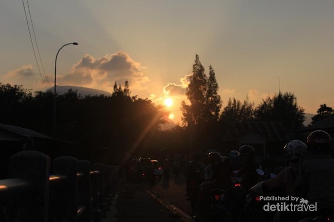 Cantiknya Lamteh di Aceh Saat Malam Hari