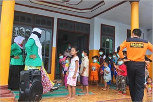 Cara Agar Anak-anak di Lereng Semeru Tetap Ayem Pasca Erupsi