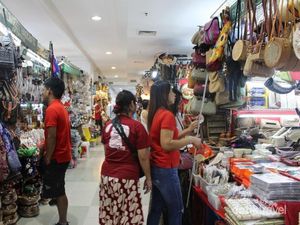 Cari Oleh-oleh di Manila? ke Sini Saja