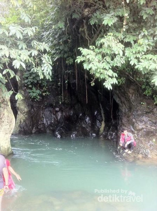 Curug Ciomas, Green Canyon Mini dari Karawang
