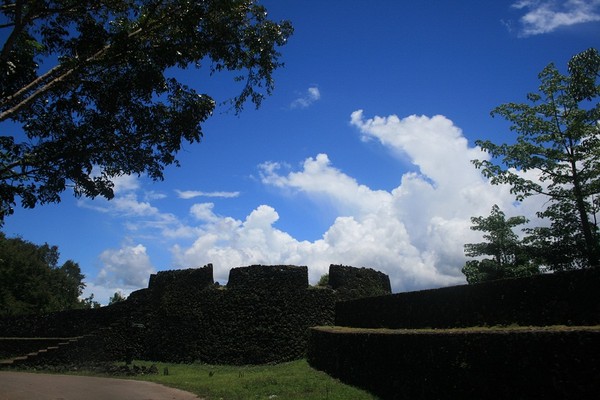 Dalam Lingkungan Keraton Buton