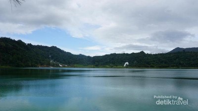Danau Linouw, si Cantik dari Tomohon