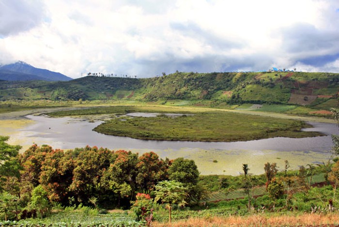 Danau Mas Harun Bastari