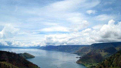 Danau Toba dan Air Terjun Sipiso-Piso