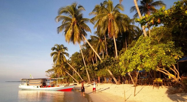 Dari Pantai Sampai Laut, Karimunjawa Sungguh Eksotis