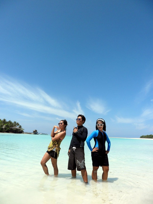 Derawan, Pantai Pasir Putih & Lautnya Juara!