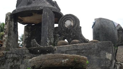 Desa Adat Hilisimaetano