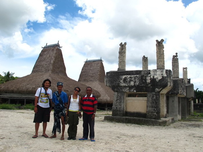 Desa Rende, Sumba Timur