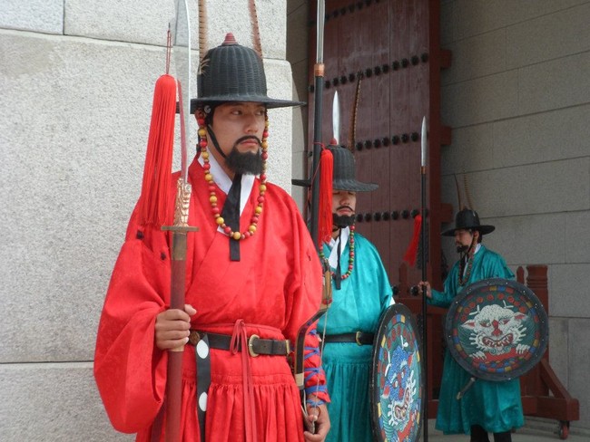 Dikepung Prajurit Istana di Gyeongbokgung