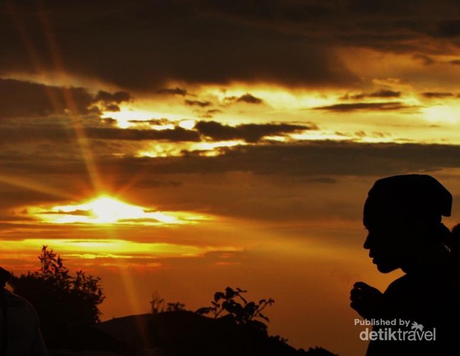 Foto: Gunung Salak yang Angker, Namun Indah