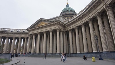 Foto: Katedral Megah Rusia, Tak Kalah dengan Notre Dame