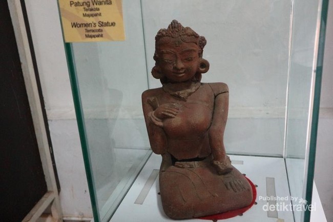 Foto: Keramik-keramik Peninggalan Kerajaan Majapahit