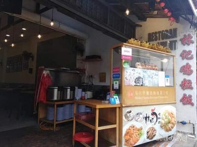 Foto: Menghabiskan Pagi yang Ceria di Melaka
