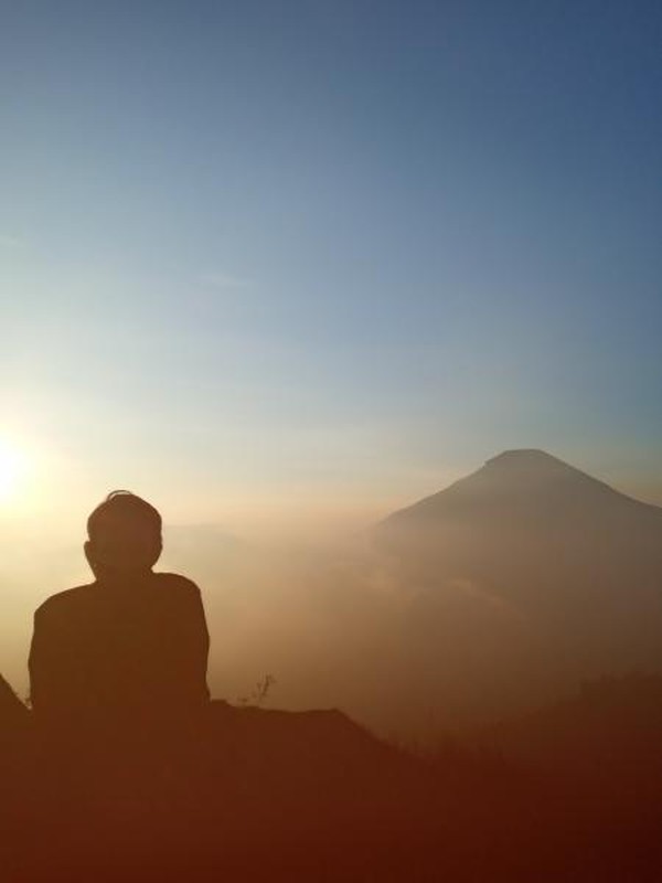  Foto Selamat Pagi  dari Bukit Sikunir