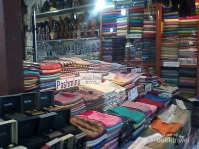 Foto: Wajah Nyeni Siem Reap di Malam Hari