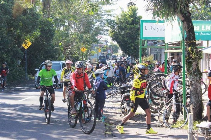 Gowes Asyik Menikmati Pagi di Kaliurang