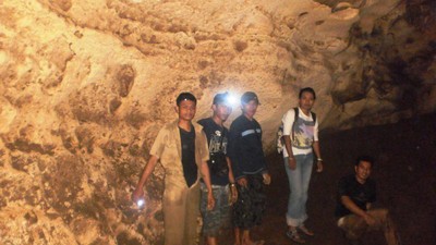 Gua Cokakan, Sensasi Seru Membelah Perut Bumi