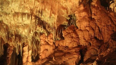 Gua Gong, Gua Paling Warna Warni di Pacitan