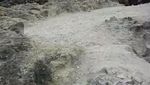 Gunung Salak Punya Kawah Putih yang Cantik Banget!