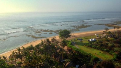 Hangatnya Pagi Hari di Bali di Pantai Serenity