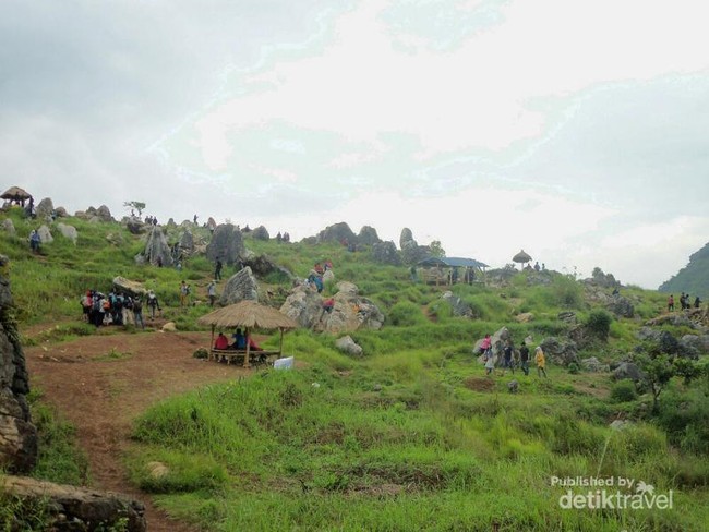 Ide Libur Panjang, ke Stone Garden di Bandung
