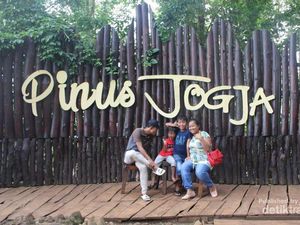 Indahnya Hutan Pinus Jogja yang Tak Pernah Membosankan