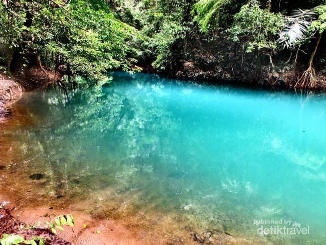 Indahnya Sungai Biru di Negeri Kupu-kupu, Bantimurung