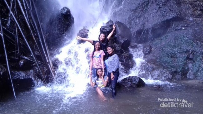 Ini Air Terjun Kedebodu Ende, Destinasi Perawan Flores