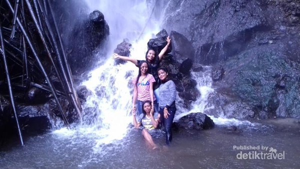 Ini Air Terjun Kedebodu Ende, Destinasi Perawan Flores