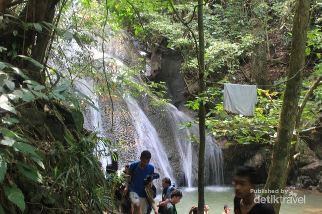 Ini Dia Air Terjun Cantik di Gunung Kuta Malaka