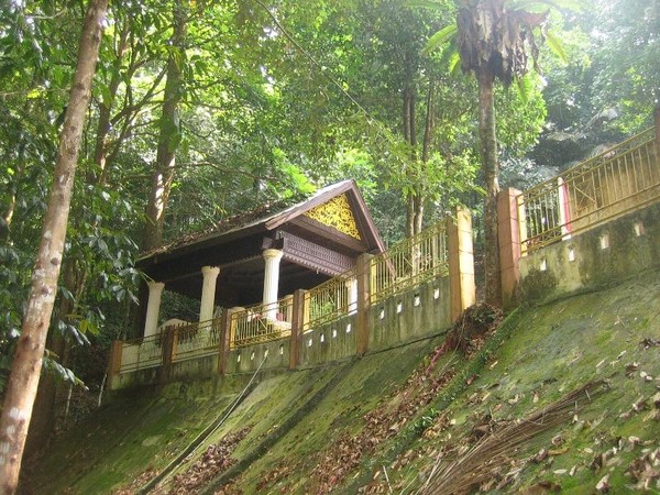 Ini Dia Makam Teuku Umar di Aceh Barat