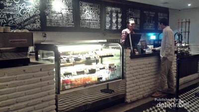 Ini Dia Tempat Nongkrong Paling Nge-hit di Surabaya
