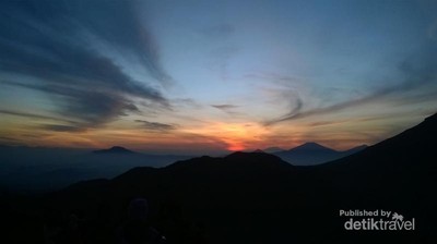 Ini Dia Tempat Terbaik Menikmati Sunrise di Dieng