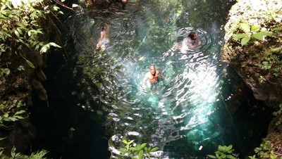 Inikah Danau Paling Jernih & Biru di Papua?