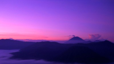 Intip Matahari Terbit dari Puncak Bromo