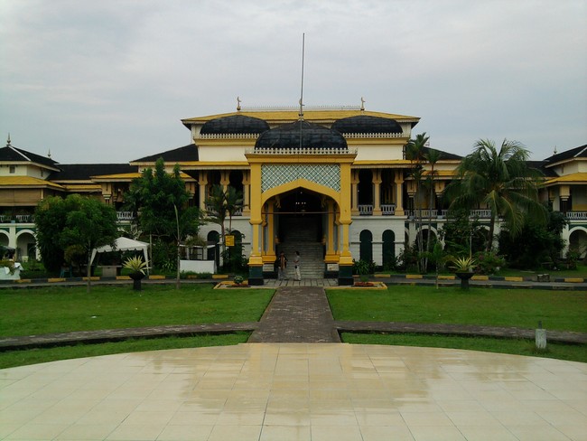 Istana Maemun, Bukti Kegemilangan Kesultanan Deli